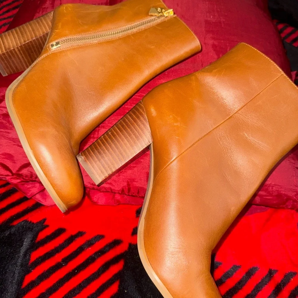 Michael Kors Tan Heeled Boots - Picture 2 of 9